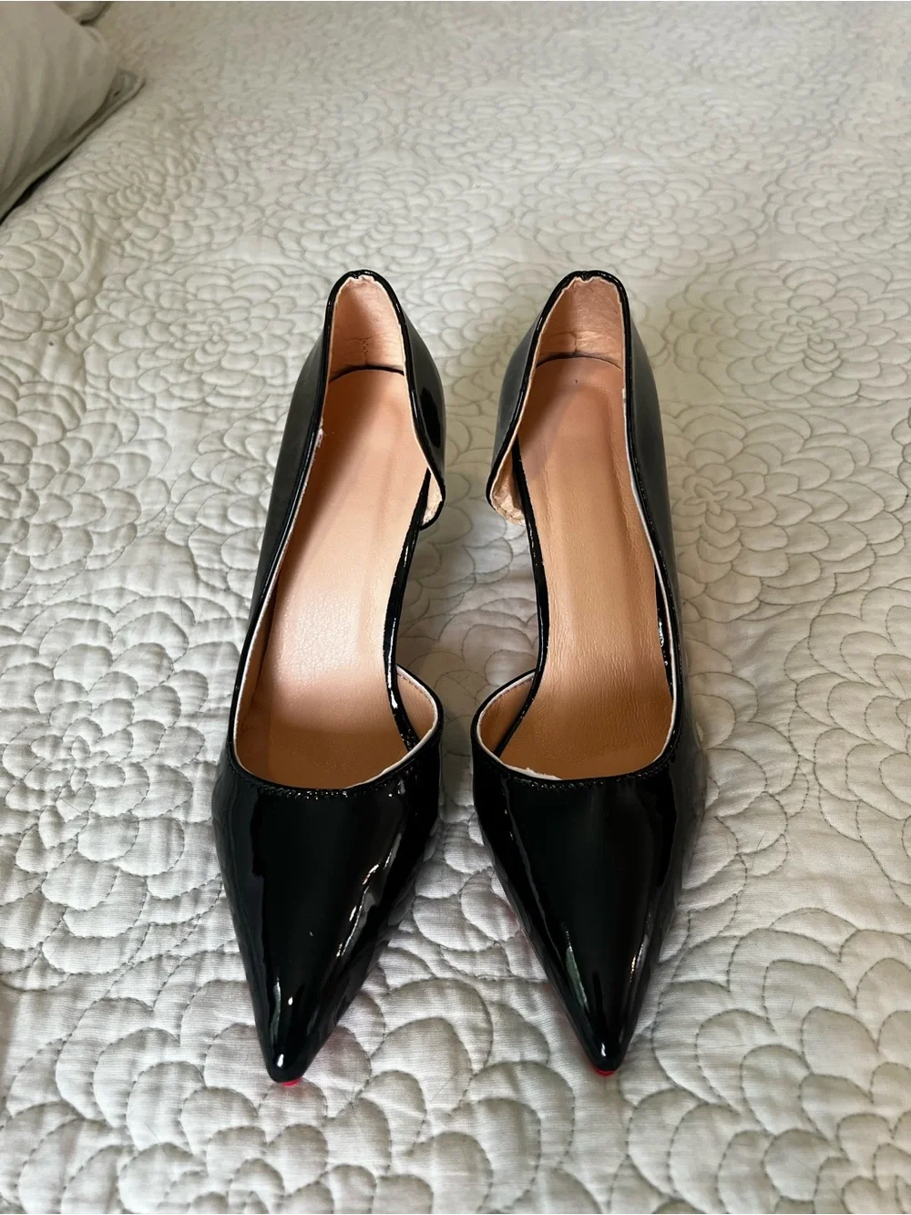Black Patent Pointed-Toe Women's Pumps